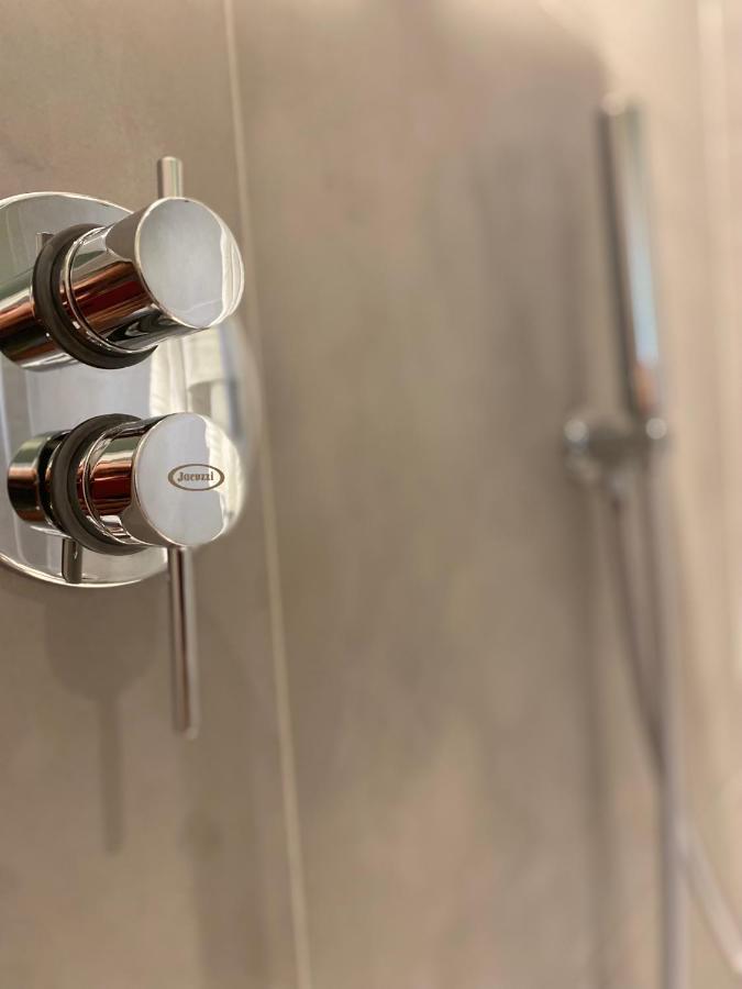 Viesterooms Exteriér fotografie